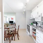 Enjoy The Waikiki Banyan With Ocean Fun, Top Amenities, And Prime Location!